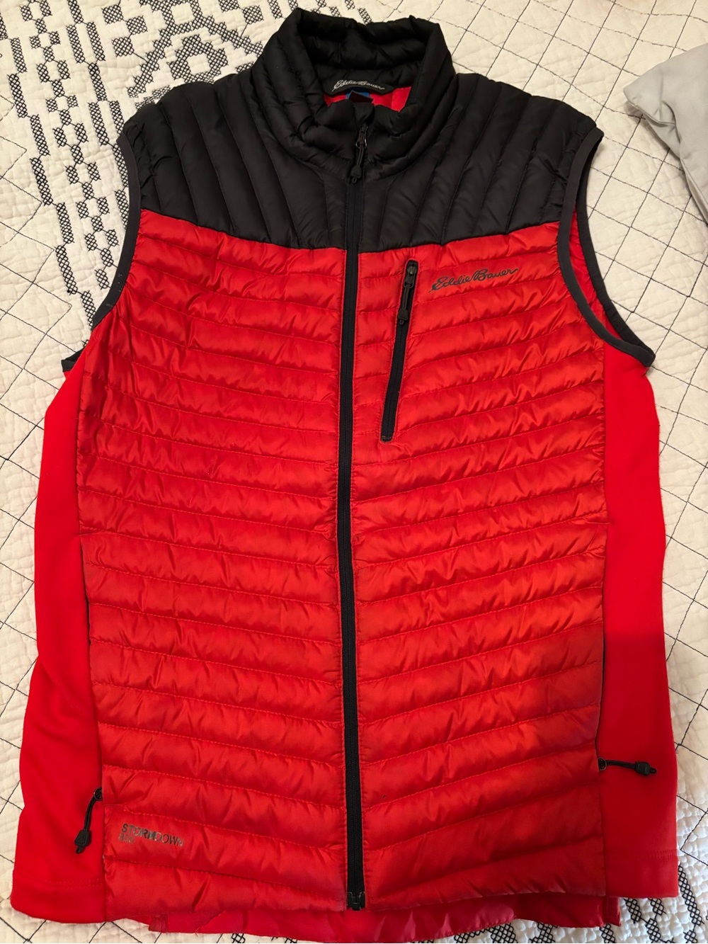 Eddie Bauer Red and Black Quilted goose down Insulated Men's Vest S
